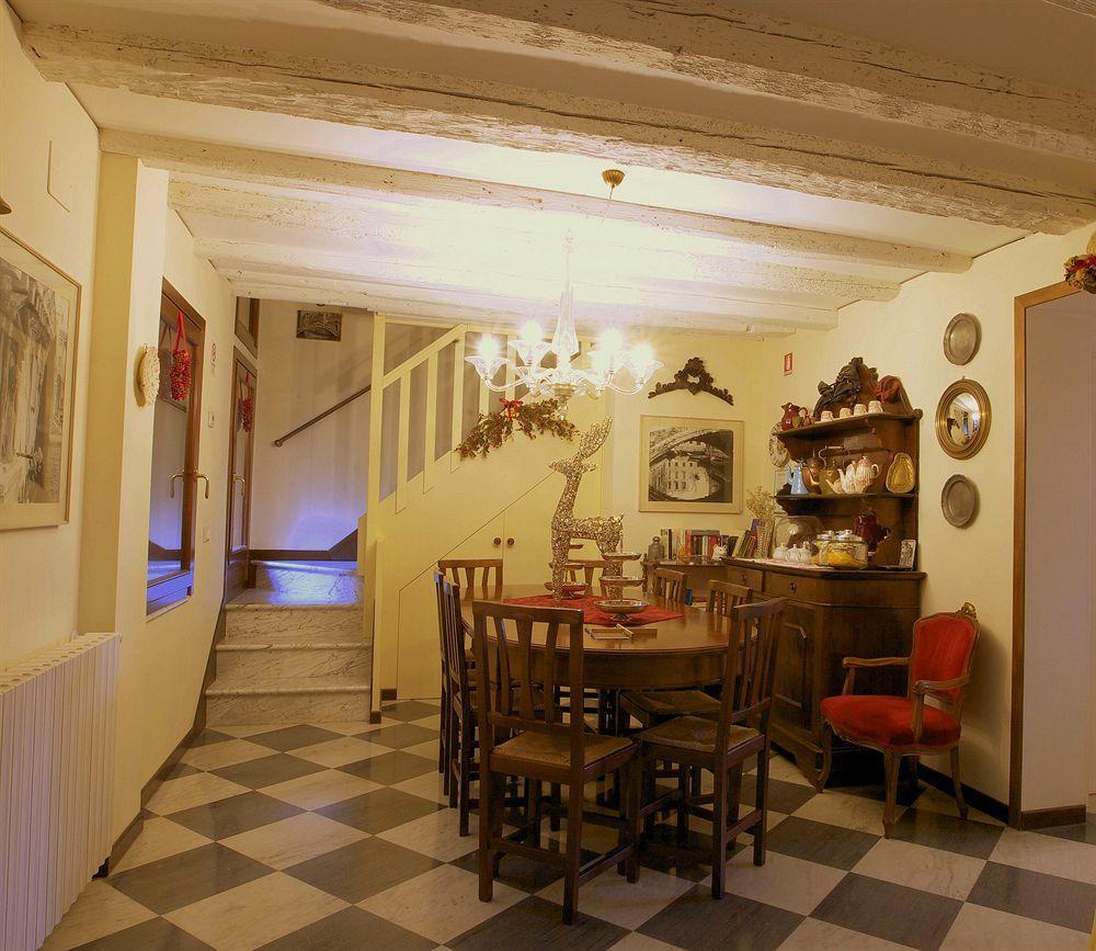 Bed and breakfast 3749 Pontechiodo 3*