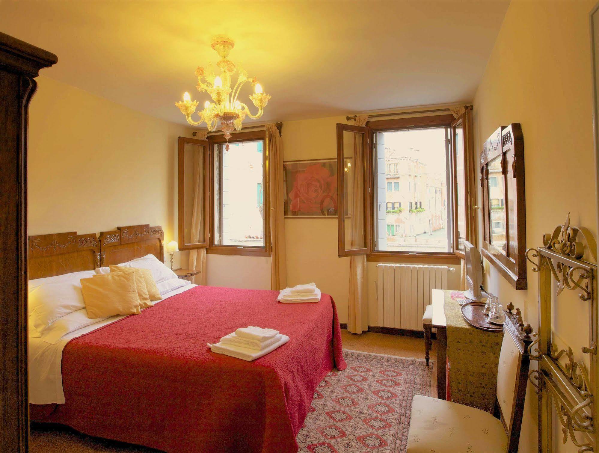 3749 Pontechiodo 3*