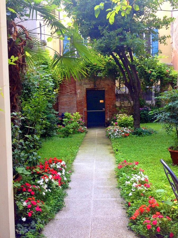 3749 Pontechiodo 3* Venecia